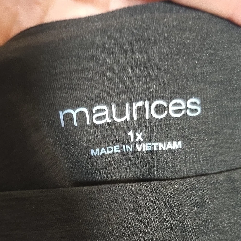 Maurices Classic Crop High Rise Black Leggings NWT